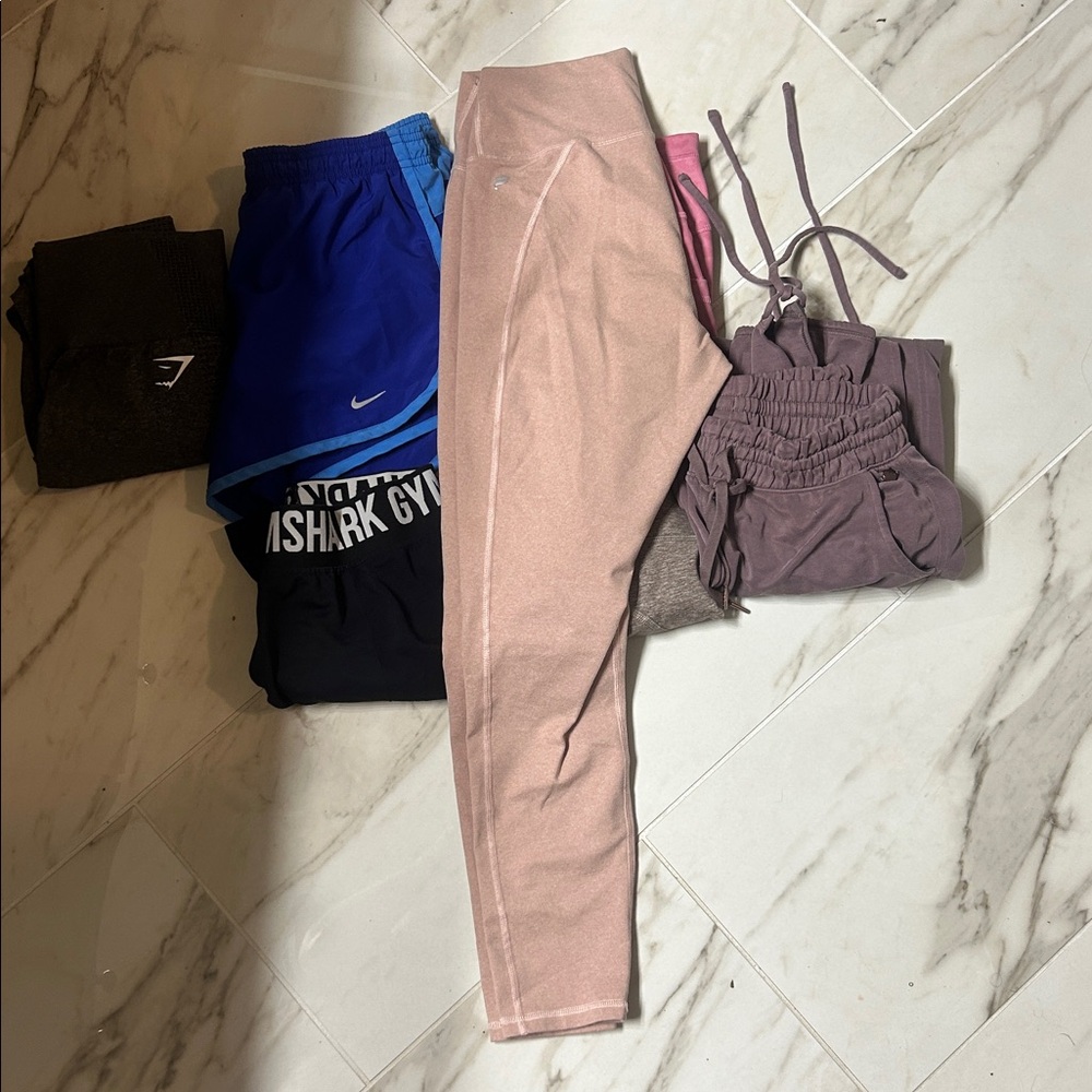 7 pairs of Athletic women’s bottoms shorts and leggings - Picture 2 of 5